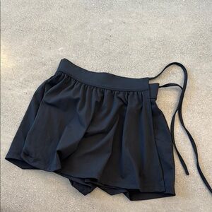 Madewell Black Wrap Skort Athletic Style (never worn)